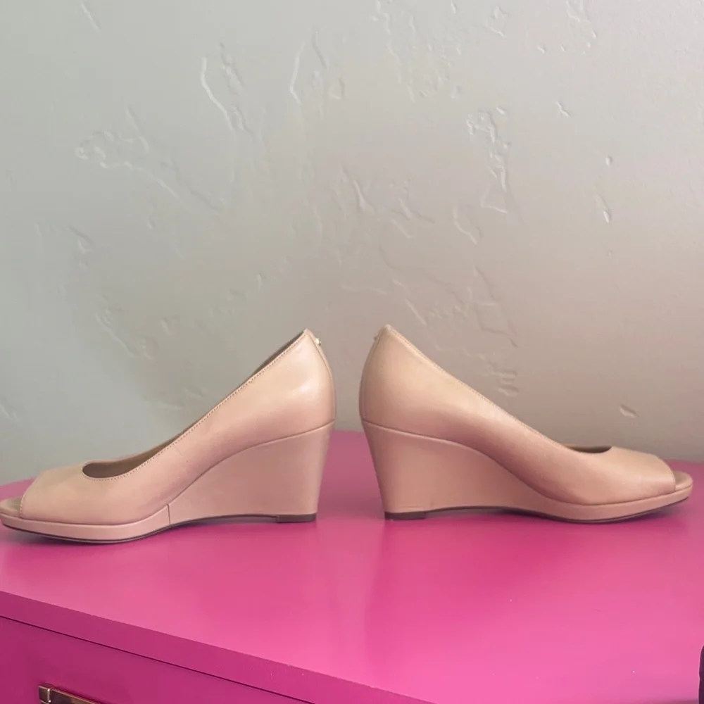 NATURALIZER Nude Color Peep-Toe Wedges - Picture 6 of 10